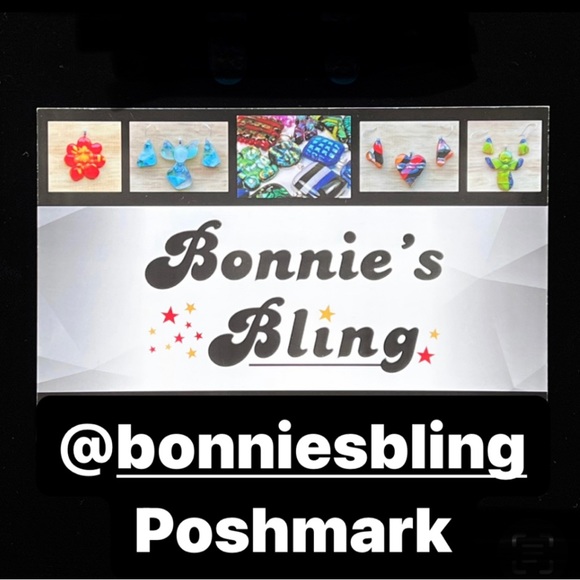 Bonnie’s Bling One of a Kind Fused Glass Jewelry and Accessories to Wear. - Picture 8 of 10